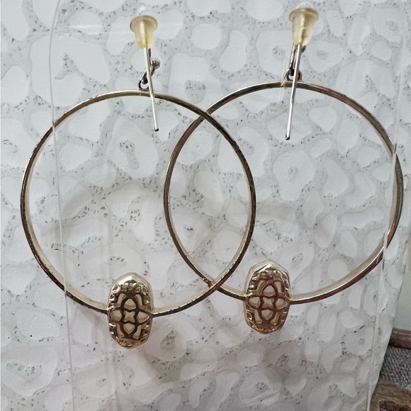 Kendra Scott Earrings - Picture 6 of 12